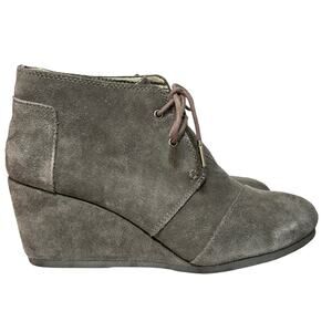 TOMS - Womens Desert Wedge Gray Suede Ankle Boots Lace up Booties - Size 10